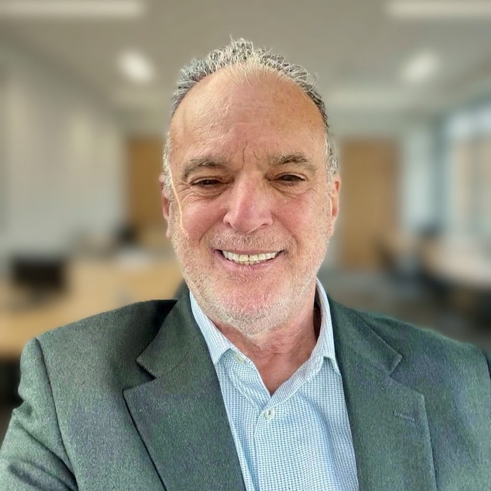 Meet your Posher, Elliot